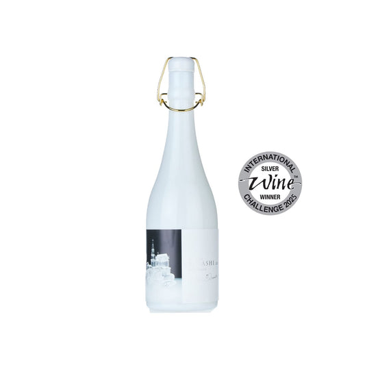 Front view of Hakurakusei Junmai Daiginjo Kizashi 2024 - Premium vintage Japanese Sake available at Sakeya.sg