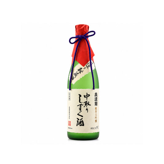 Minogiku Junmai Daiginjo Nakadori premium Japanese sake from Hyogo, smooth and refined with banana aroma, rich umami, crafted from Yamada Nishiki rice, buy online Sakeya.sg Singapore.