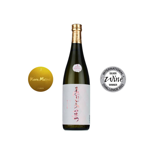 Front view of Atagonomatsu Gin no Iroha Junmai Daiginjo Sake - Premium Japanese Sake bottle available at Sakeya.sg