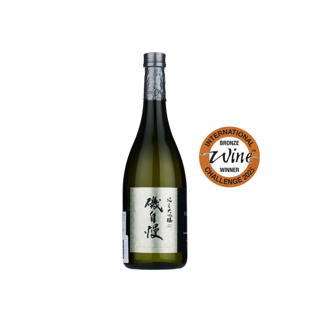 Front view of Isojiman Junmai Daiginjo - Iconic premium Shizuoka sake with elegant fruity notes at Sakeya.sg