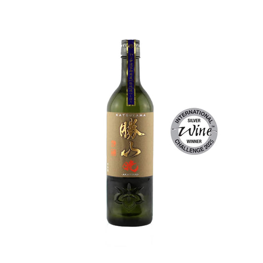Premium Katsuyama Junmai Daiginjo Akatsuki sake bottle with brown textured label and gold Japanese calligraphy