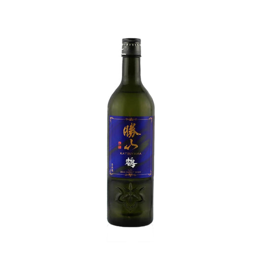 Front view of Katsuyama Junmai Ginjo LEI Sapphire bottle featuring the elegant blue-themed label and distinctive modern branding