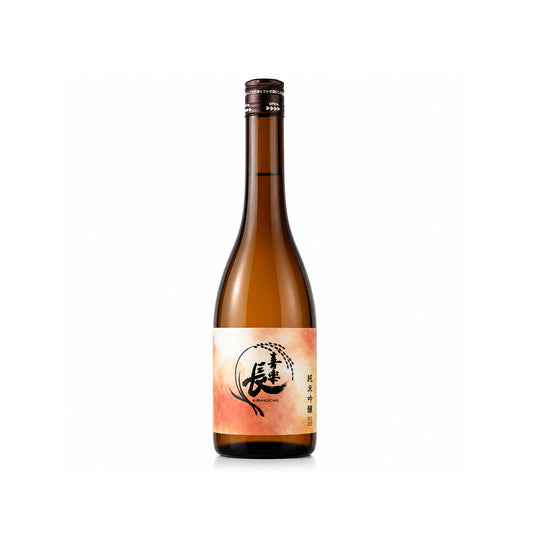 Front view of Kirakucho Junmai Ginjo bottle with its classic cream-colored label and traditional black Japanese calligraphy