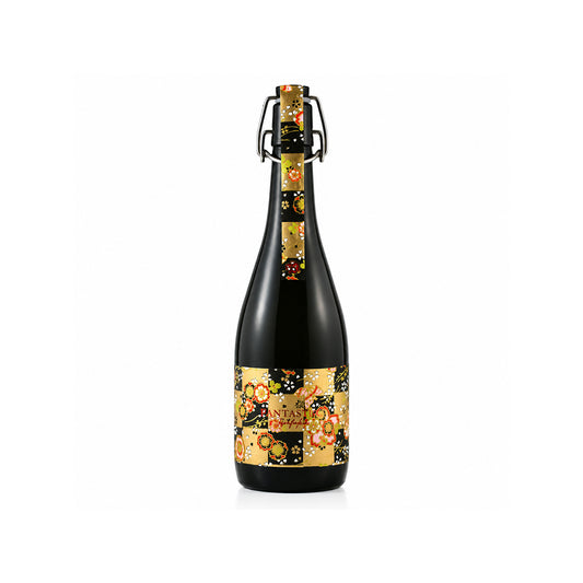Front view of Raifuku FANTASTIC VII sake bottle featuring the modern, colorful label design and unique "Fantastic" series branding