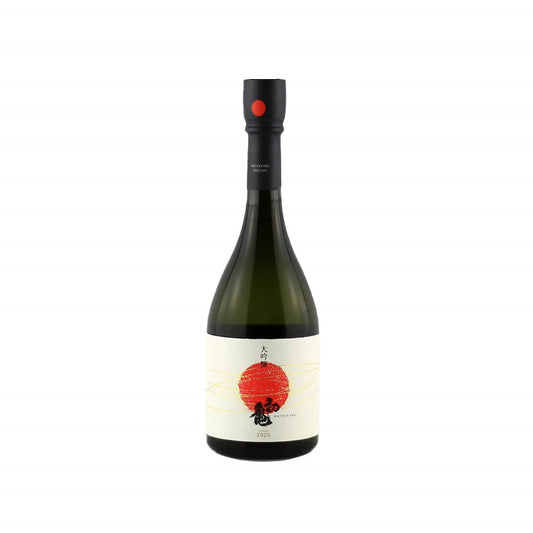 Front view of Hatsukame Daiginjo Ai - Premium Shizuoka sake with elegant floral notes available at Sakeya.sg